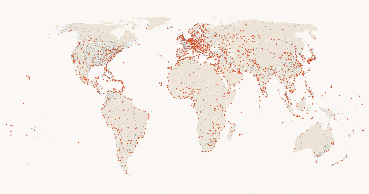 5,280 medium and large airports; orange: large.